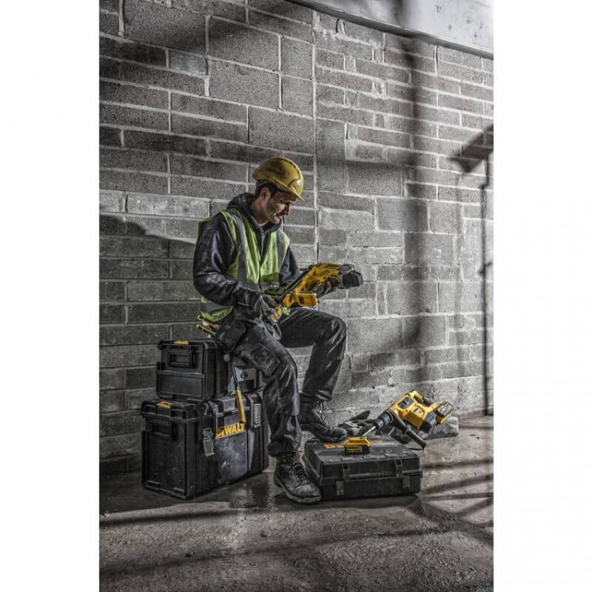 Пістолет гвоздезабивний акумуляторний безщітковий DeWALT DCN890P2-DCN890P2