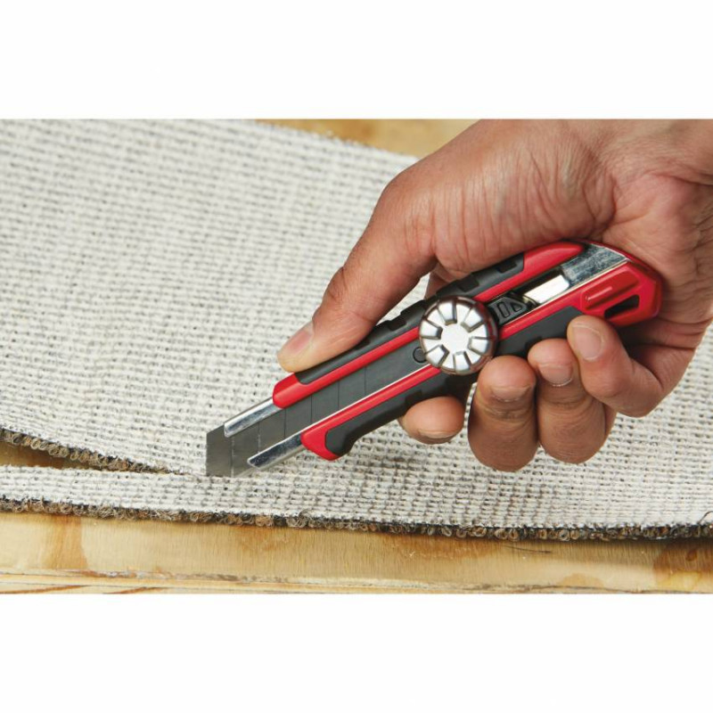 Ніж висувний HEAVY DUTY MILWAUKEE, 9мм-48221960