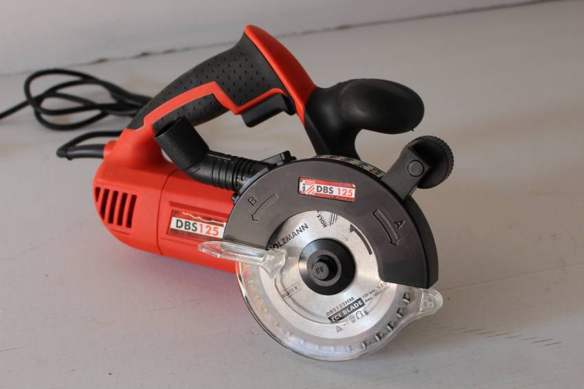 Ручна дискова пила Holzmann DBS 125-DBS125_230V