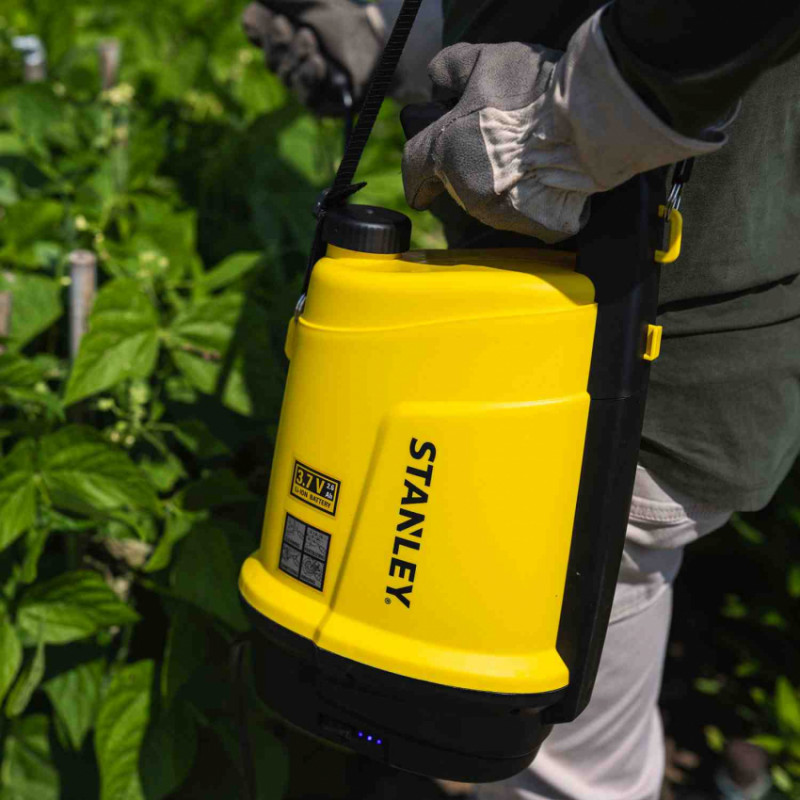 Обприскувач акумуляторний плечовий STANLEY SXSPBS05E-SXSPBS05E
