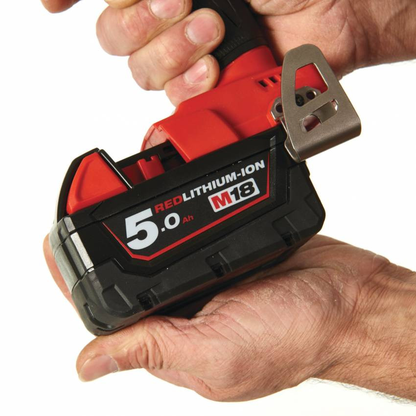 Імпульсний ударний акумуляторний шуруповерт 1/4" HEX MILWAUKEE, M18 FQID-0X, 50Нм, HDкейс-4933459187