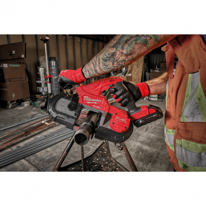 Компактная ленточная пила MILWAUKEE M18 FUEL™ FBS85-202C 4933471497-4933471497