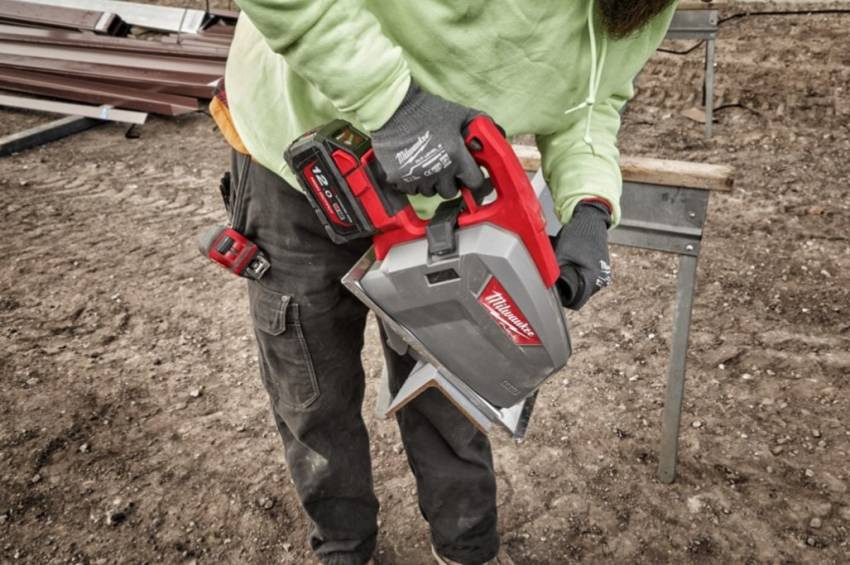 Циркулярна пилка по металу MILWAUKEE M18 FUEL FMCS66-0C 66мм 4933472110-4933472110