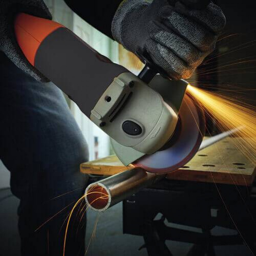 Шліфмашина кутова - болгарка мережева BLACK DECKER KG1202K-KG1202K