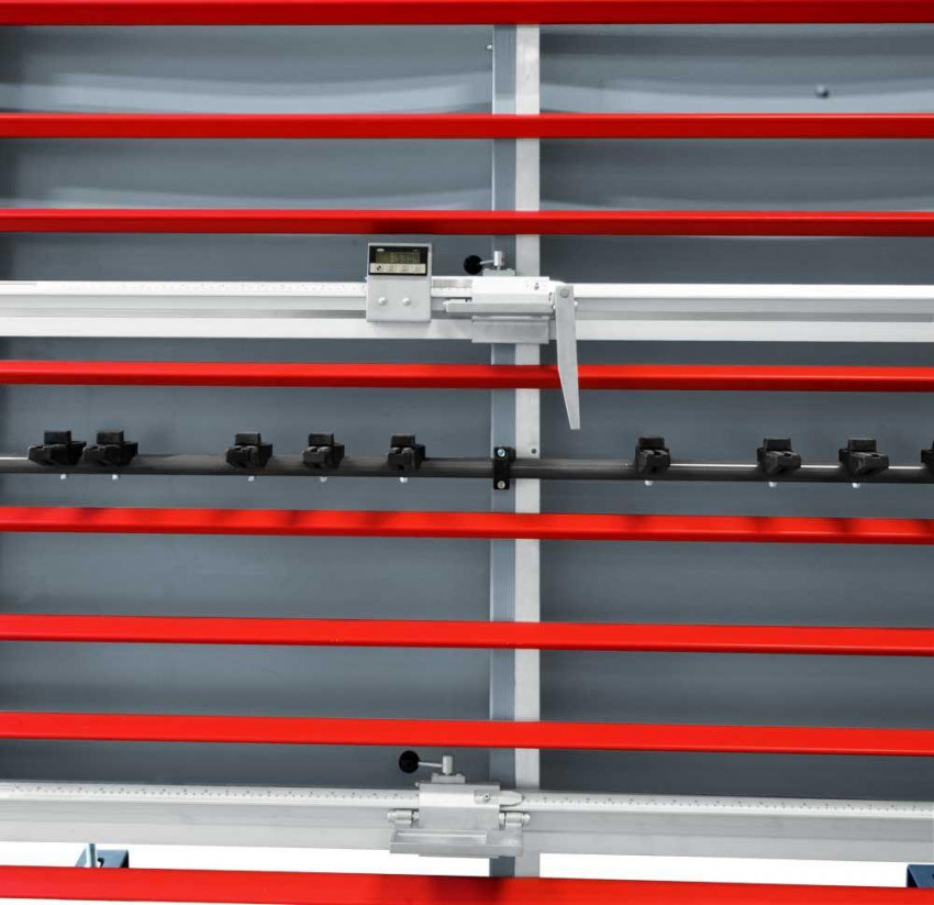 Вертикальна пила Holzmann VPS4222_400V-VPS4222_400V
