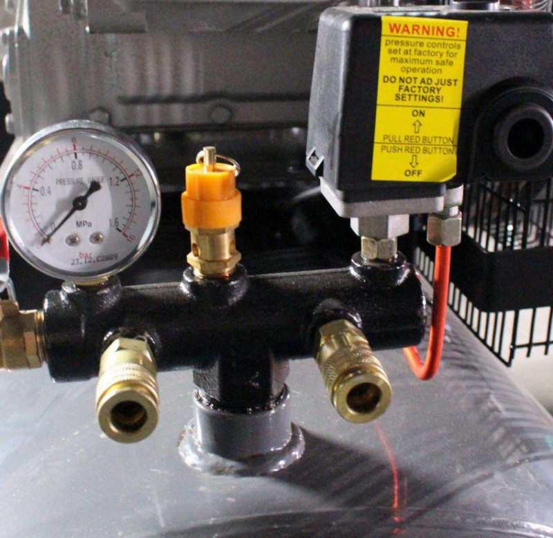 Поршневий компресор MAST 2105/500L 400V 12.5BAR-2105/500L 400V 12.5BAR