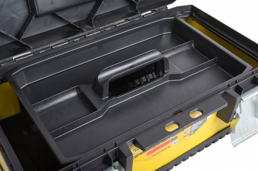 Скриня для інструменту MASTERTOOL 21" (556х366х266 мм) металевий корпус металеві замки 79-2921-79-2921