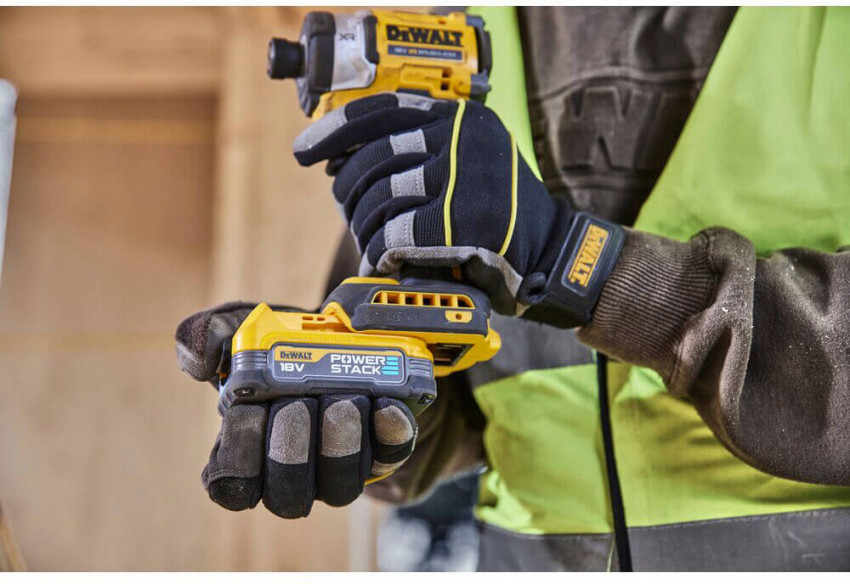 Шурупокрут ударний акумуляторний безщітковий DeWALT DCF860N-DCF860N