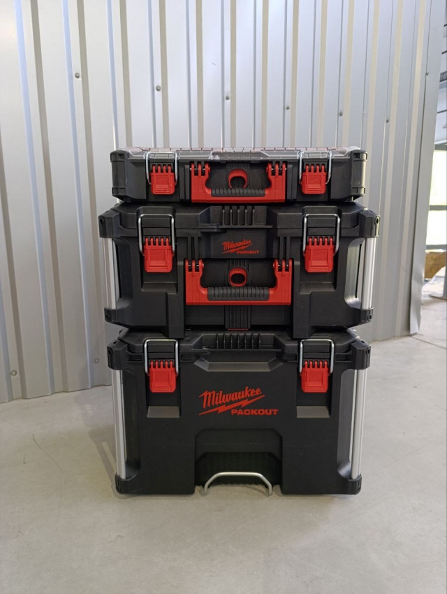 Набір ящиків для інструментів MILWAUKEE PACKOUT™ 4932499041-4932499041