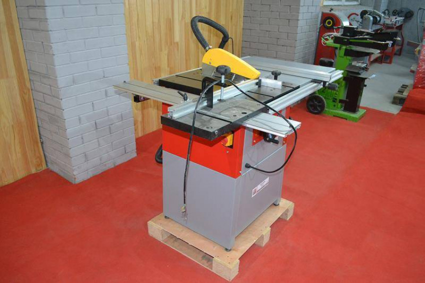 Циркулярна пила Holzmann TS 250-TS250_400V