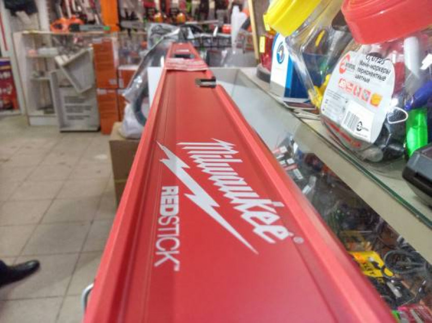 Рівень REDSTICK Backbone MILWAUKEE, 200см-4932459072