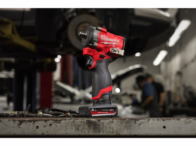 Гайковерт високомоментний MILWAUKEE 1/2&quot; (746 Нм) M12 FCIWP12G3-0 (каркас)