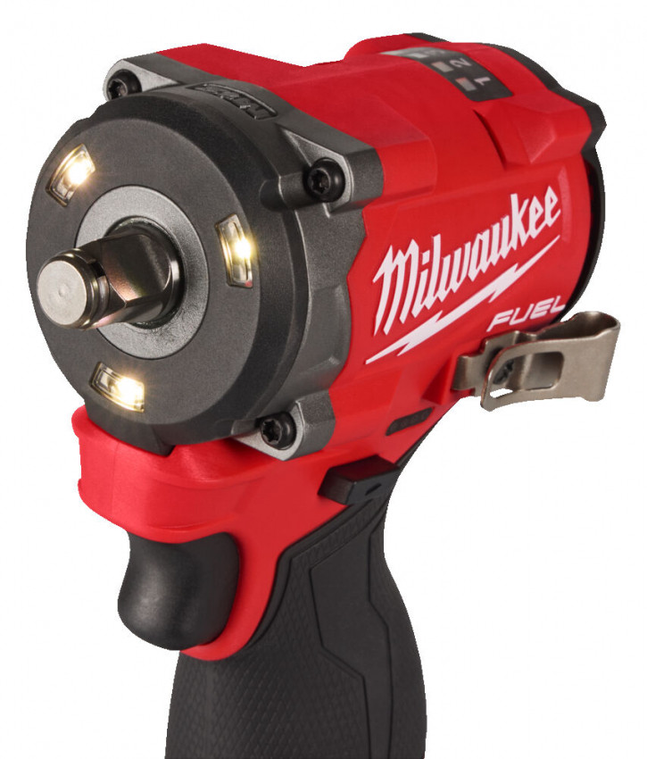 Гайковерт високомоментний акумуляторний MILWAUKEE 1/2" (746 Нм) M12 FCIWF12G3-0-4933493454