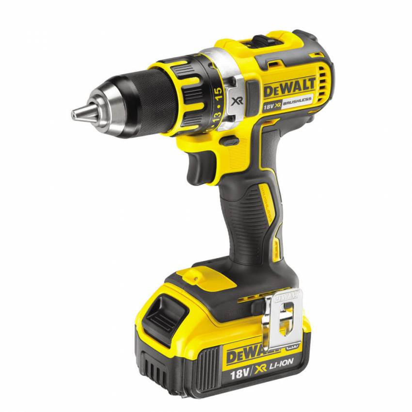 Дриль-шуруповерт безщітковий DeWALT DCD790M2-DCD790M2