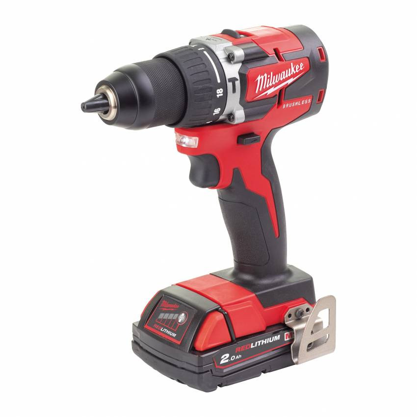 Дриль-шуруповерт з ударом акумуляторна MILWAUKEE, M18 CBLPD-402C, 60Нм, (зарядний пристрій, 2 акум.Х 2Ач, кейс)-4933464537