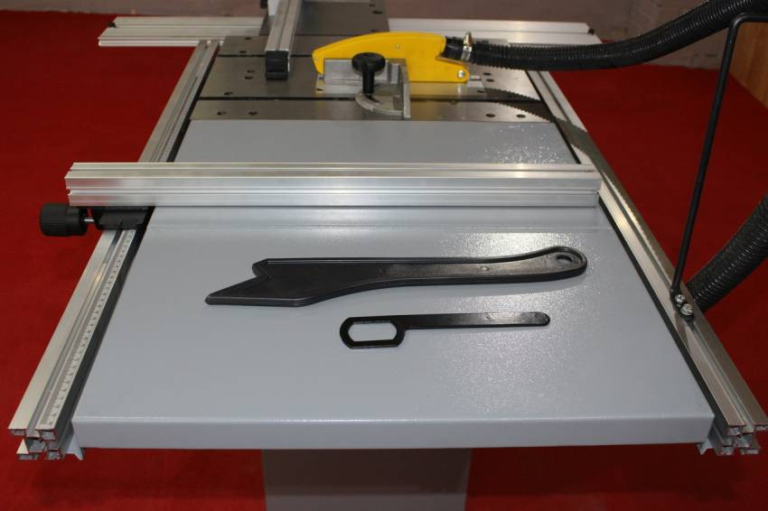 Циркулярна пила Holzmann TS 200-TS200_230V