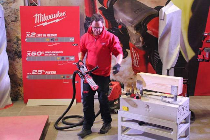 Система видалення пилу для перфораторів DUST TRAP SDS-PLUS MILWAUKEE-4932464916