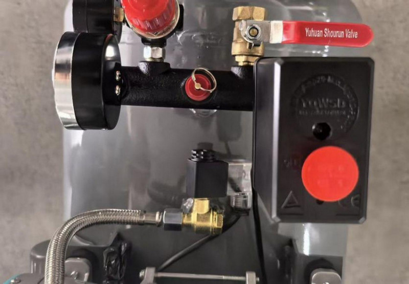 Безмасляний поршневий компресор Mast MOF1680/4x1500-160L-MOF1680/4x1500-160L