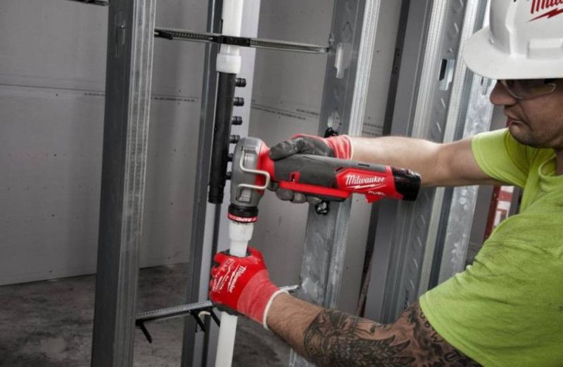 Розширювальний субкомпактний інструмент UPONOR® для системи Q&E MILWAUKEE M12 FUEL FPXP-I10202C 4933-4933472020