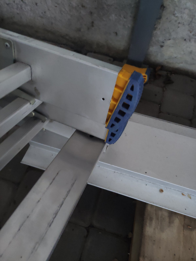 Сходи 3-секц. розкл. 3*16нд. 4,3-10,5м VHR-P-VHR P 3*16