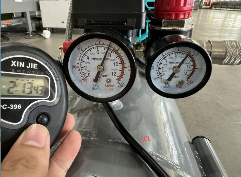 Безмасляний поршневий компресор Mast MOF1390/1100-30L-MOF1390/1100-30L