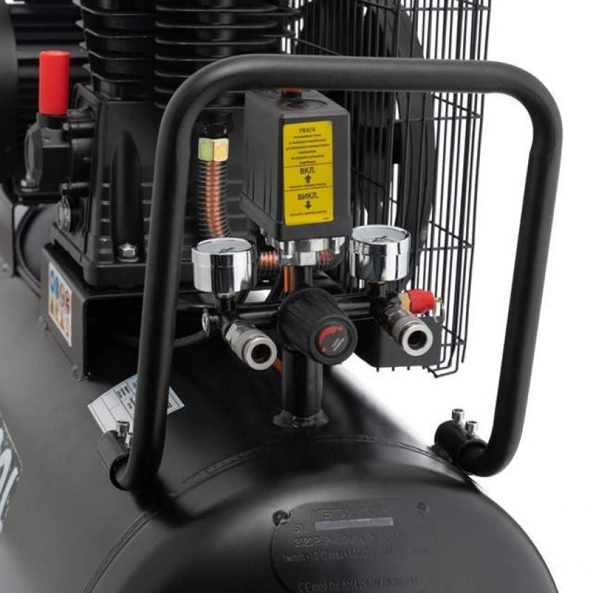 Компресор 100 л, 1.8 кВт, 220 В, 10 атм, 250 л/хв. INTERTOOL PT-0012-PT-0012