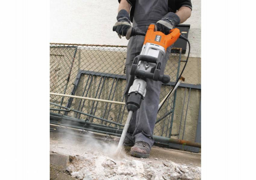 Молот відбійний мережевий SDS-MAX AEG: 1600 Вт, 20 Дж, 975-1950 уд/хв (4935412418)-PM10E
