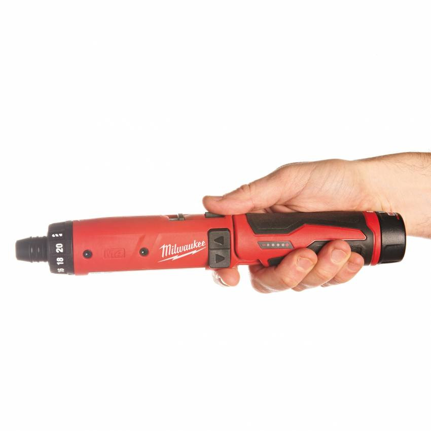 Викрутка акумуляторна MILWAUKEE M4 D-202B (зарядний пристрій, 2 акум.Х2Ач)-4933440475