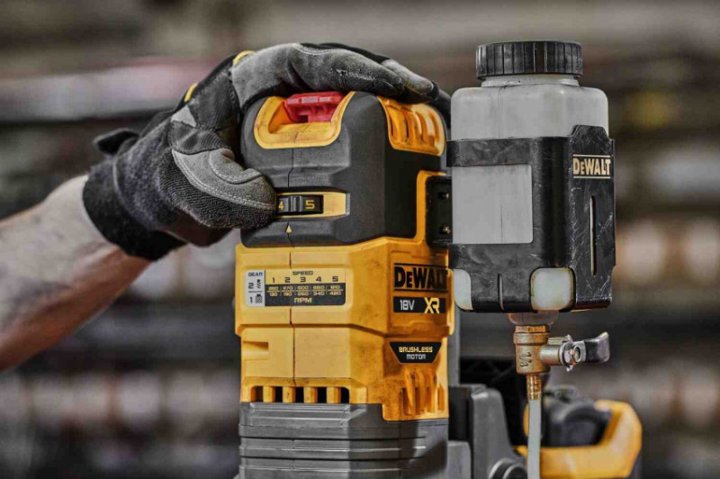 Верстат свердлильний акумуляторний безщітковий магнітний DeWALT DCD1623N-DCD1623N