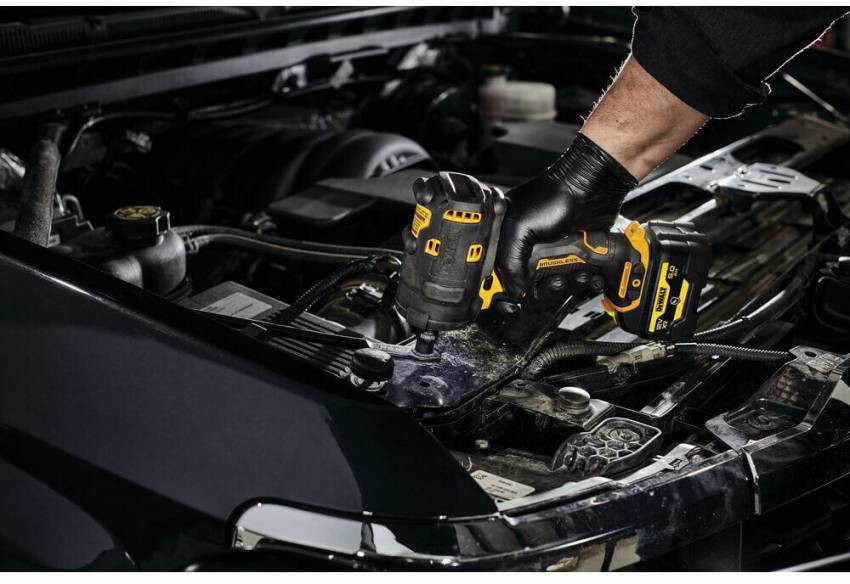 Гайковерт ударний акумуляторний безщітковий DeWALT DCF901P1G-DCF901P1G