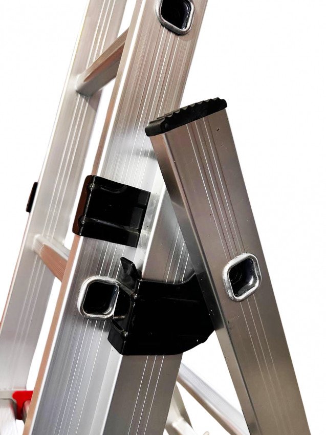 Драбина 3-секц. розкл. 3*9сх. 2,43-6,48м-KME309