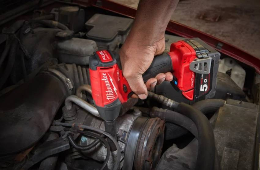 Ударний гайковерт (300 Нм) Н MILWAUKEE 1/2\" M18 FUEL ONEIWF12-0 ONE-KEY з фрикц. кільцем 4933451153-4933451153
