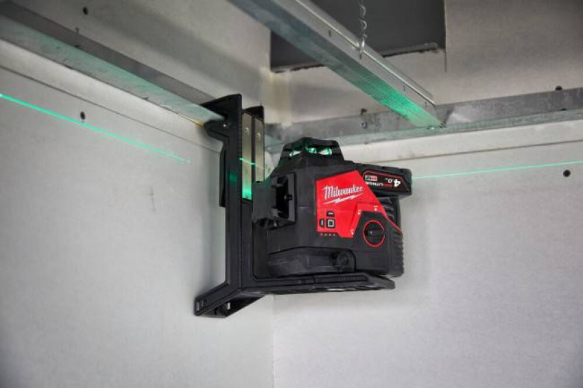 Лазерний 3D нівелір акумуляторний MILWAUKEE, M12 3PL-401C ( зарядний пристрій, 1акум.Х4Аг, кейс) (4933478102)-4933478102