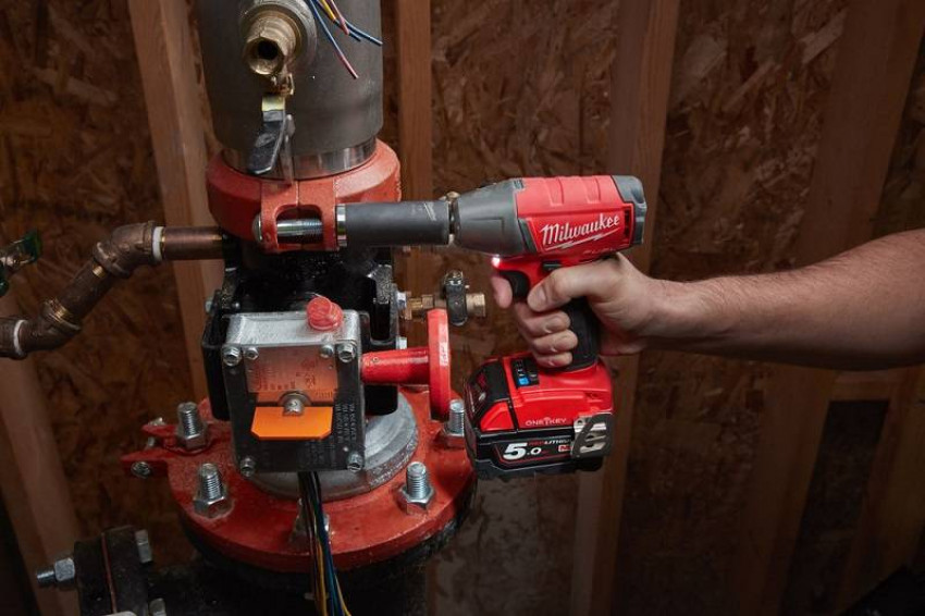 Гайковерт акумуляторний 1/2" MILWAUKEE, M18 ONEIWF12-0X, 300Нм (HDкейс)-4933459198