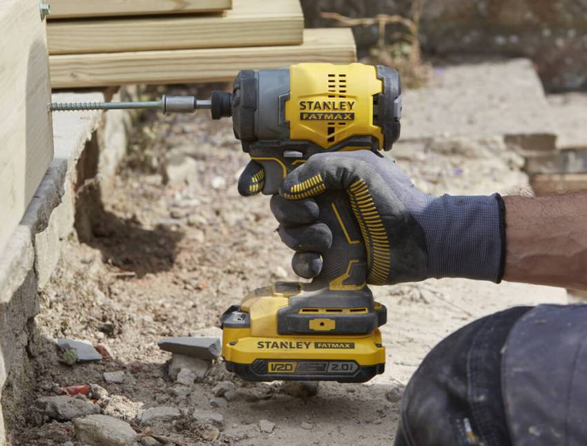 Гайковерт ударний безщітковий акумуляторний STANLEY FATMAX SBF810D2K-SBF810D2K