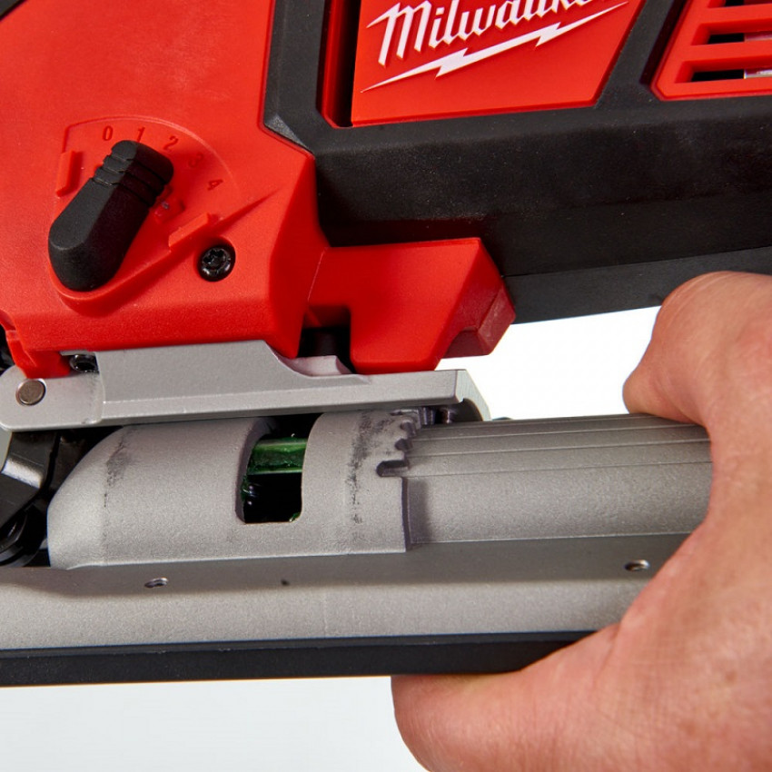 Аккумуляторный лобзик MILWAUKEE M18 BJS-402C 4933451389-4933451389