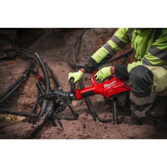 Кабелеріз акумуляторний гідравлічний MILWAUKEE, M18 HCC125-801C,  (зарядний пристрій, 1 акум. Х 8Аг, кейс)