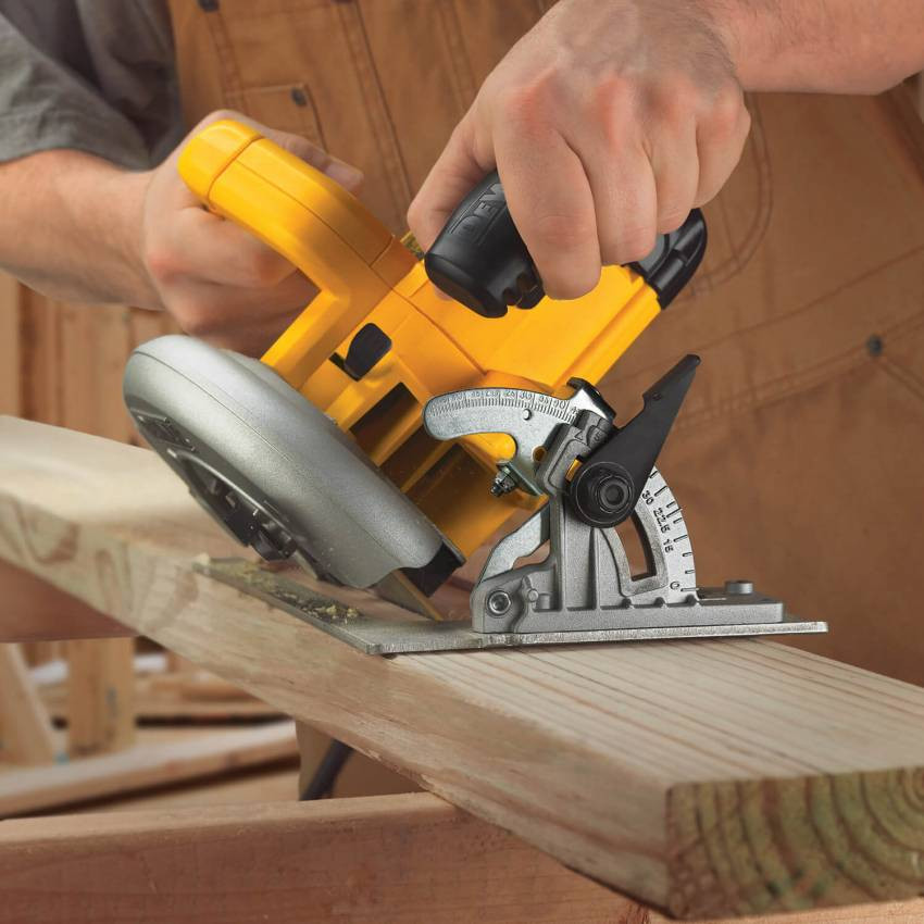 Пила дискова мережева DeWALT DWE575K-DWE575K