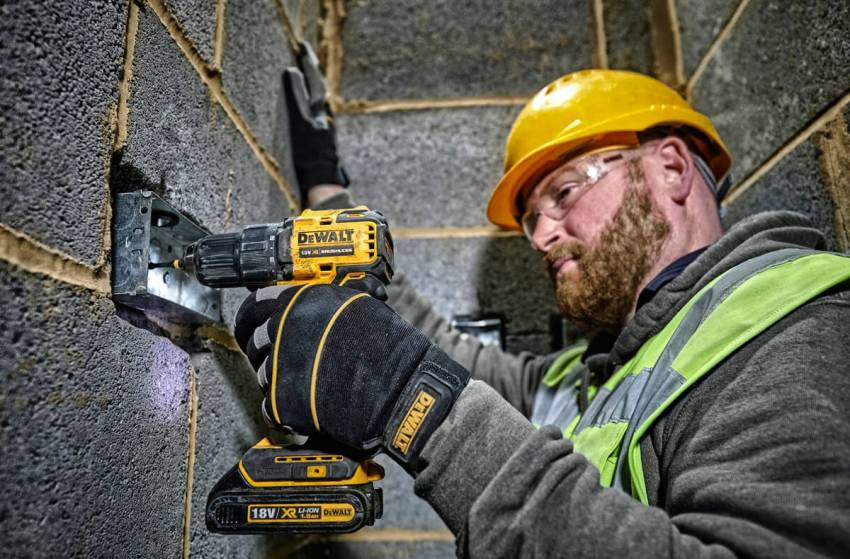 Дриль-шуруповерт акумуляторний безщітковий DeWALT DCD708D2T-DCD708D2T