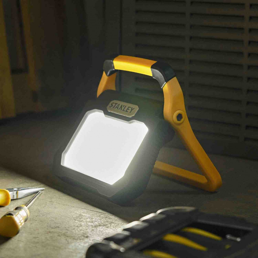 Прожектор світлодіодний STANLEY SXLS50119E-SXLS50119E