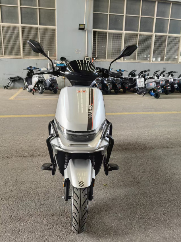 Скутер акумуляторний NAKU 2, 72В, 2500Вт, Швидкість - 60км/год-N-MAX 2500