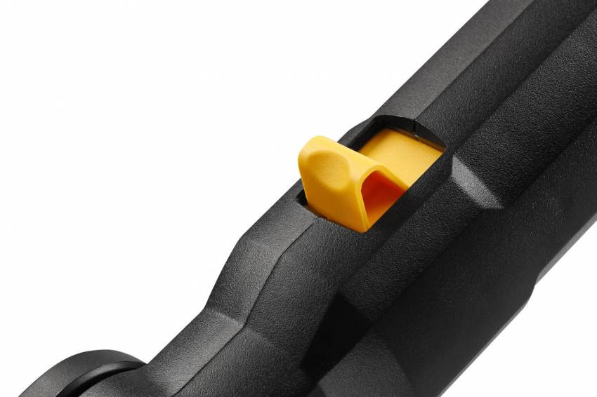 Кущоріз зі штангою акумуляторний безщітковий DeWALT DCMPH566N-DCMPH566N