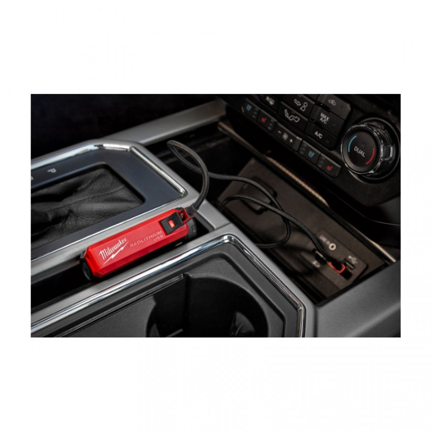 Повербанк 2,1А PPS-301 с зарядним пристроєм USB L4 MILWAUKEE 4932493335-4932493335