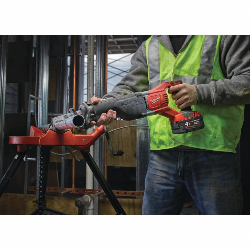 Шабельна пилка MILWAUKEE M18 HEAVY DUTY SAWZALL® M18 BSX-402C 4933447285-4933447285