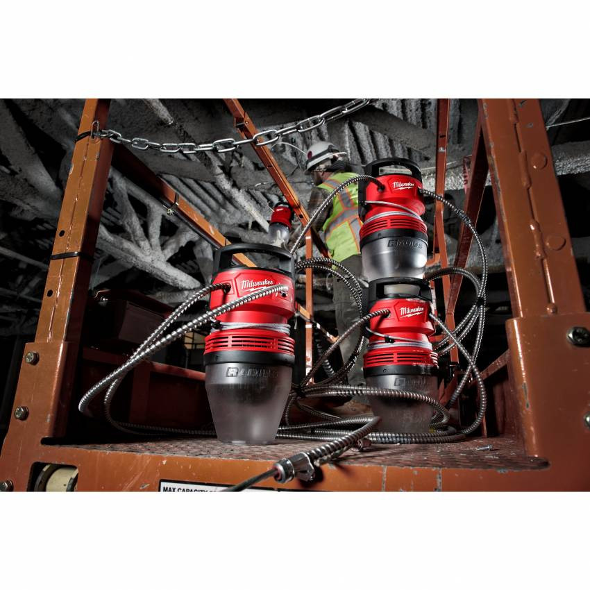 Високопотужний ліхтар HOBL 7000 MILWAUKEE 4933464126-4933464126