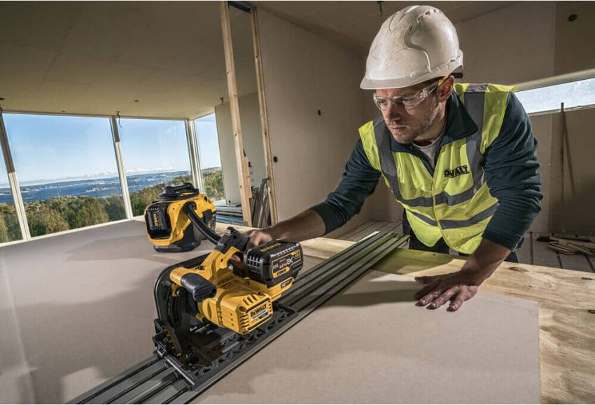 Пила дискова занурювальна безщіткова акумуляторна DeWALT DCS520T2R-DCS520T2R