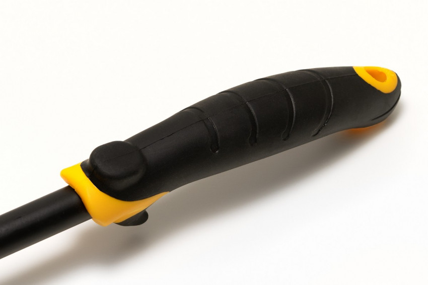 Совок посадковий MASTERTOOL звужений з пластиковою ручкою і TPR покриттям 320х80 мм 14-6171-14-6171