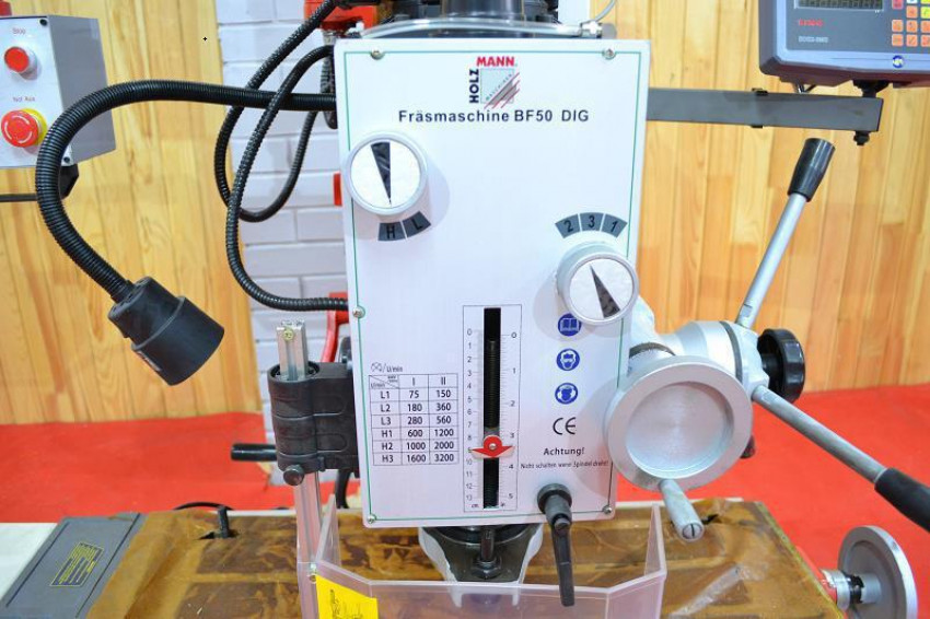 Фрезерний верстат Holzmann BF 50DIG-BF50DIG_400V