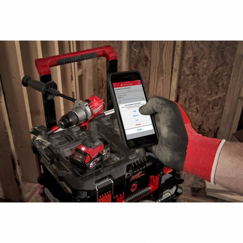Дриль-шуруповерт акумуляторний MILWAUKEE, M18 ONEDD2-502X, 135Нм (заряд.пр., 2акум. Х5Ач, HDкейс)-4933464525