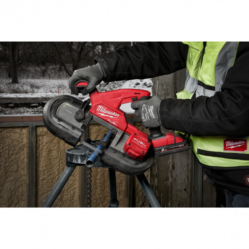 Компактная ленточная пила MILWAUKEE M18 FUEL™ FBS85-202C 4933471497-4933471497